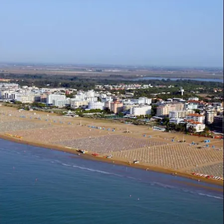 Cozy Seafront Studio With Terrace - By Beahost Apartment Bibione